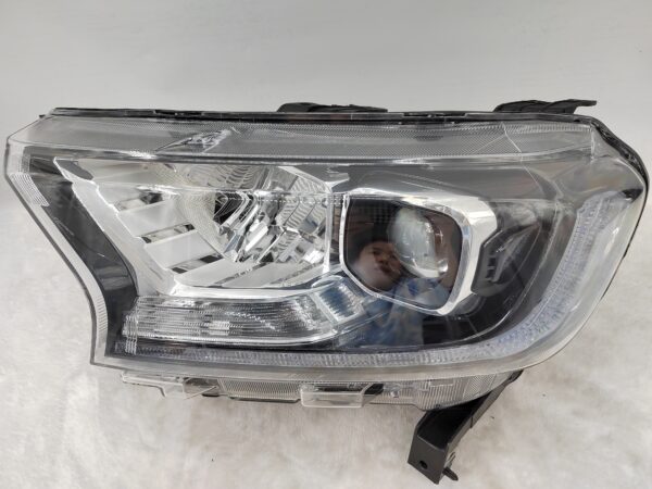 FORD EVEREST RANGER 2020-2021 LED L.H.S HEADLIGHT ASSEMBLY