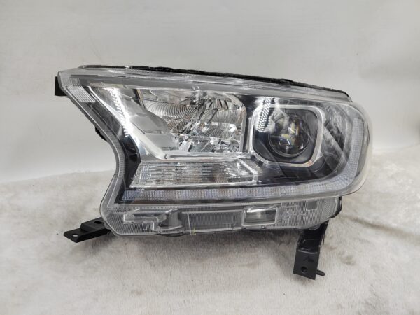 FORD EVEREST RANGER 2020-2021 LED L.H.S HEADLIGHT ASSEMBLY