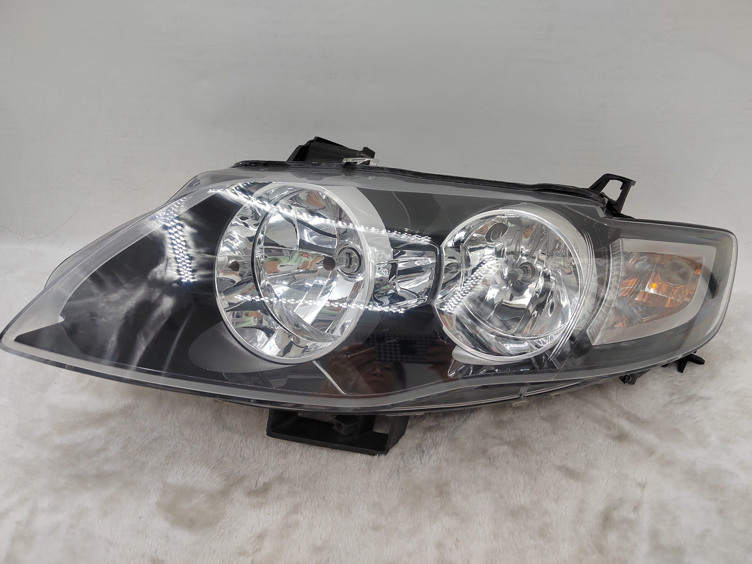 FORD FALCON XT FG 2008-2014 HALOGEN L.H.S HEADLIGHT ASSEMBLY