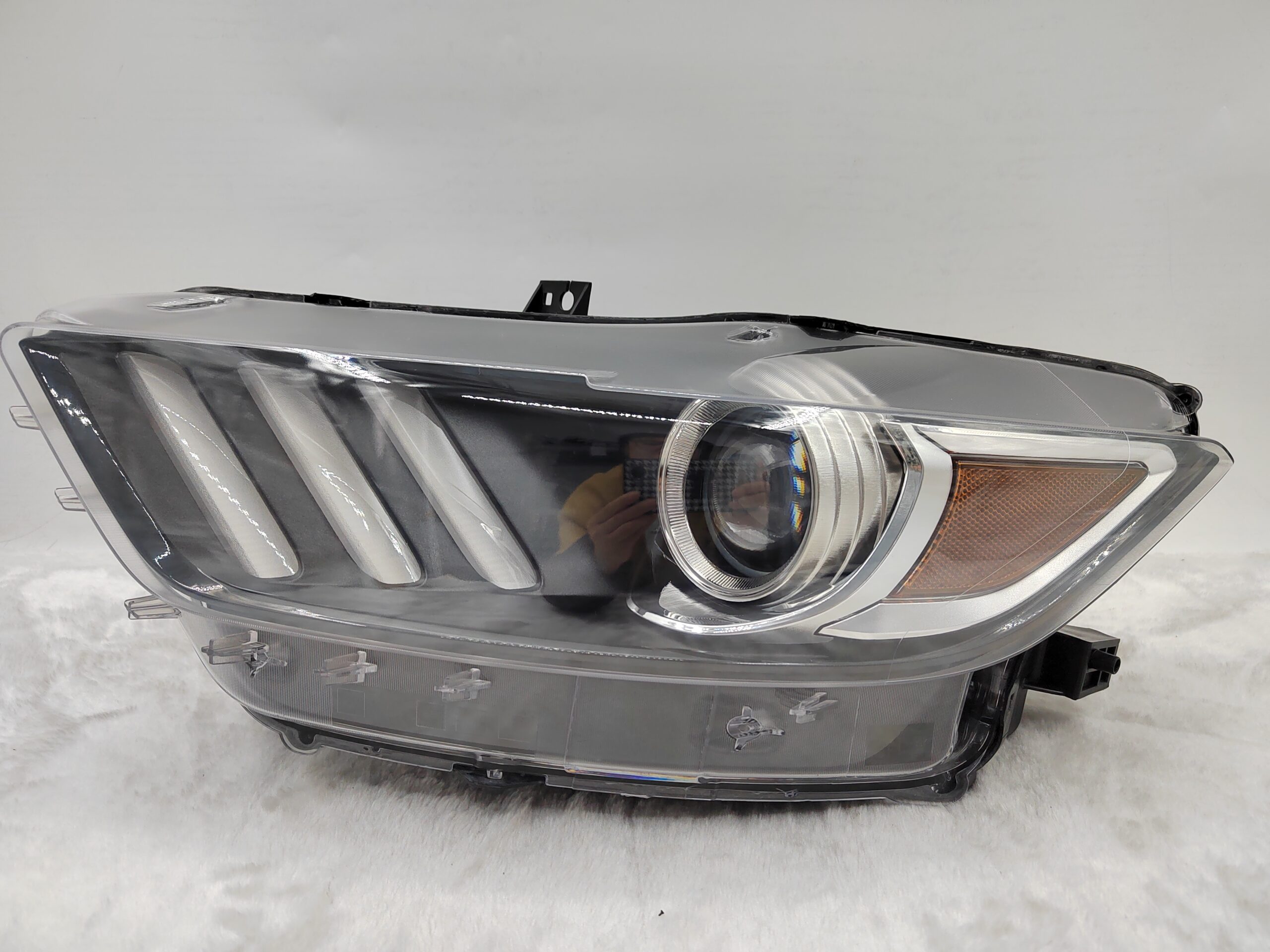 FORD MUSTANG 2015-2017 XENON L.H.S HEADLIGHT ASSEMBLY