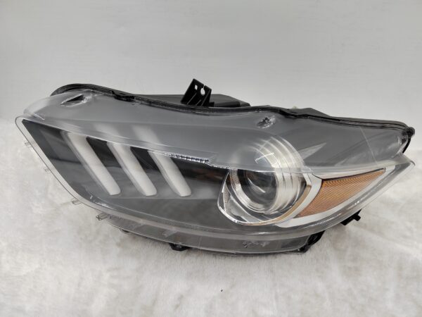 FORD MUSTANG 2015-2017 XENON L.H.S HEADLIGHT ASSEMBLY