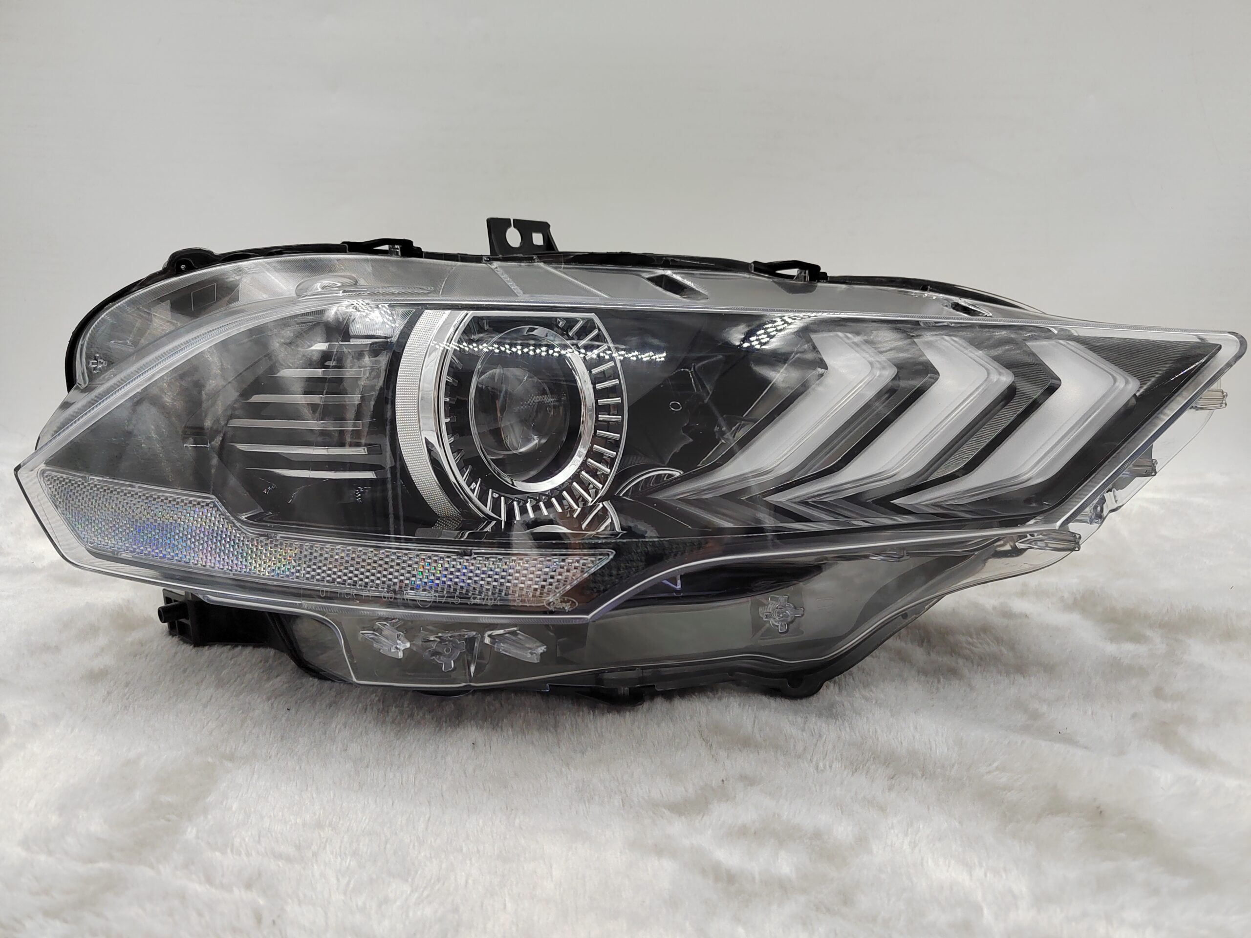 FORD MUSTANG 2018-2021 LED R.H.S HEADLIGHT ASSEMBLY