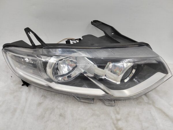 FORD TERRITORY SZ 2011-2017 HALOGEN R.H.S HEADLIGHT ASSEMBLY