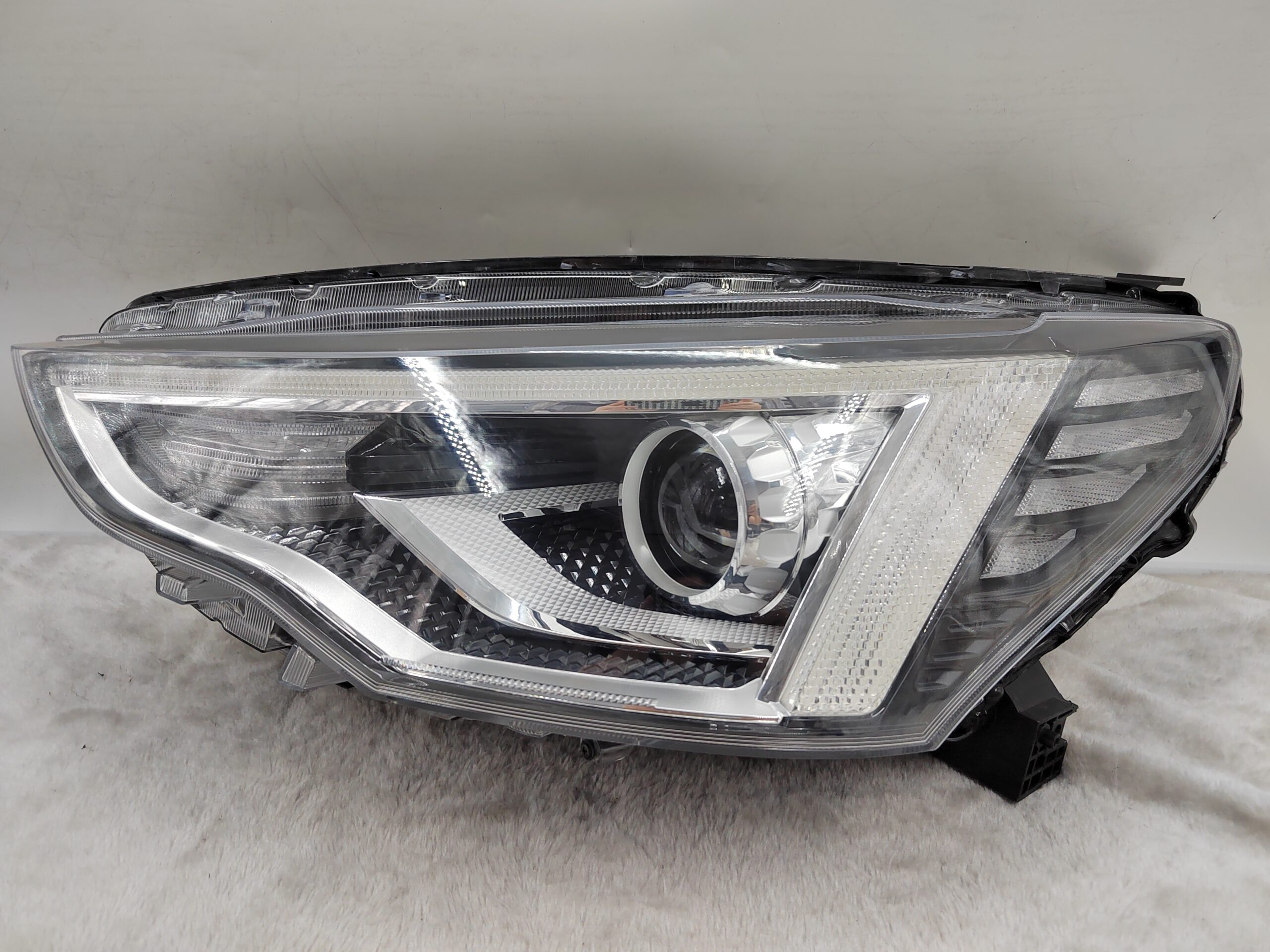 GREAT WALL HAVAL JOLION 2021-2023 HALOGEN L.H.S HEADLIGHT ASSEMBLY