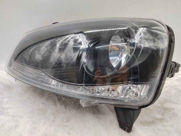 GREAT WALL WINGLE 5 2013-2015 HALOGEN L.H.S HEADLIGHT ASSEMBLY