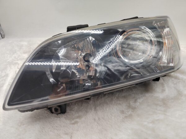 HOLDEN COMMODORE VE SV6 2007-2010 LENS HALOGEN L.H.S HEADLIGHT ASSEMBLY