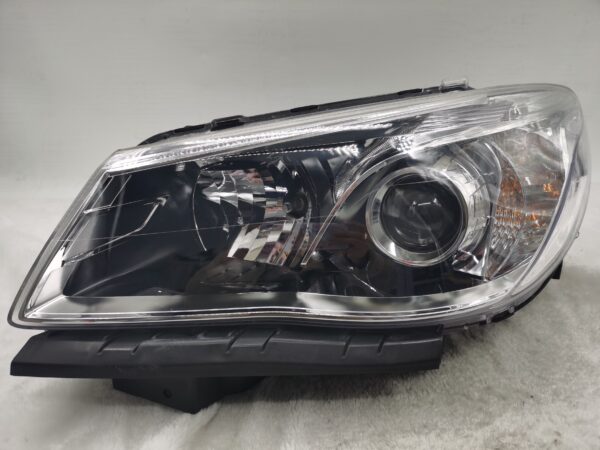 HOLDEN COMMODORE VF SV6 2013-2017 LENS HALOGEN L.H.S HEADLIGHT ASSEMBLY