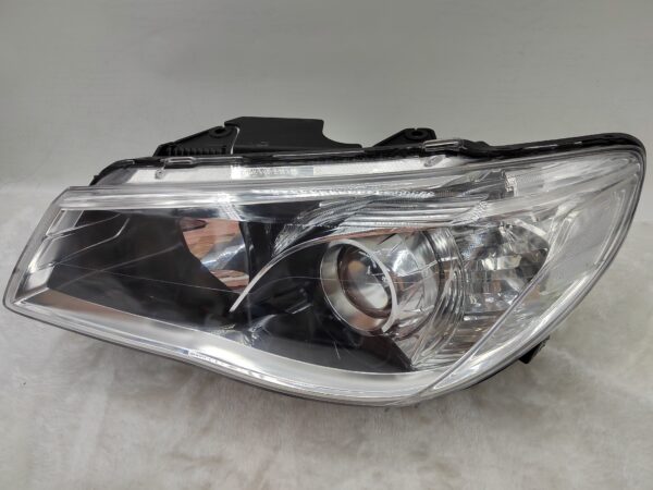 HOLDEN COMMODORE VF SV6 2013-2017 LENS HALOGEN L.H.S HEADLIGHT ASSEMBLY