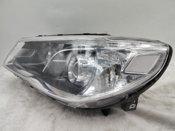 HOLDEN COMMODORE VF SV6 2013-2017 LENS HALOGEN L.H.S HEADLIGHT ASSEMBLY