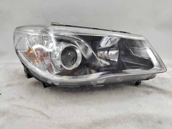 HOLDEN COMMODORE VF SV6 2013-2017 LENS HALOGEN R.H.S HEADLIGHT ASSEMBLY