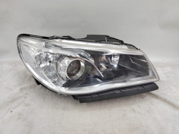 HOLDEN COMMODORE VF SV6 2013-2017 LENS HALOGEN R.H.S HEADLIGHT ASSEMBLY