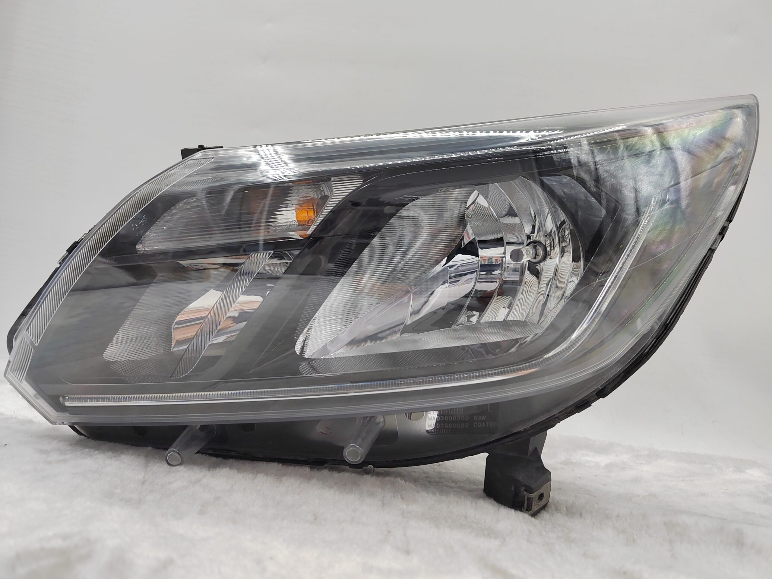 HOLDEN COLORADO 2016-2023 HALOGEN L.H.S HEADLIGHT ASSEMBLY