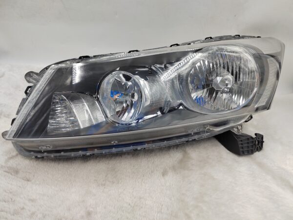 HONDA ACCORD 8 2008-2012 XENON L.H.S HEADLIGHT ASSEMBLY