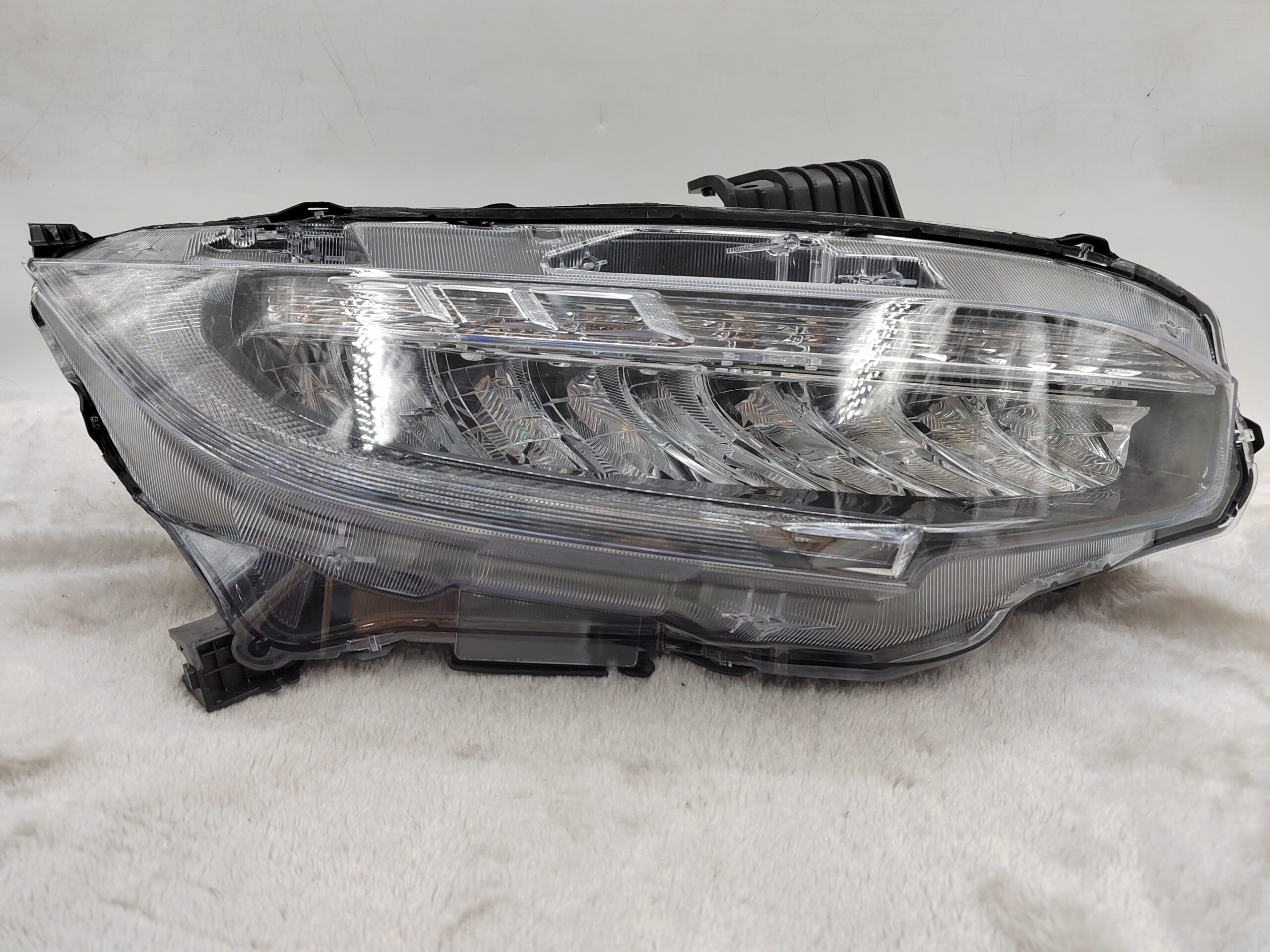 HONDA CIVIC VTI-LX 2016-2021 LED R.H.S HEADLIGHT ASSEMBLY