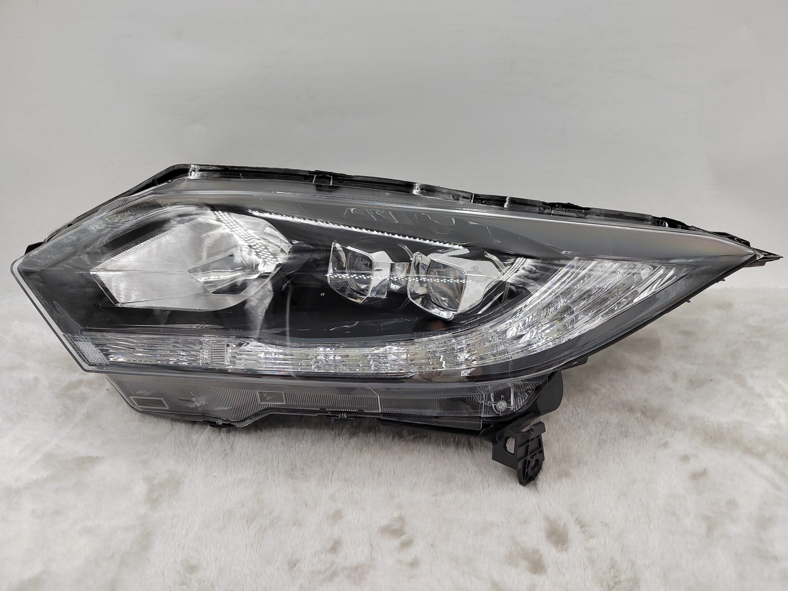 HONDA HR-V 2015-2018 LED L.H.S HEADLIGHT ASSEMBLY