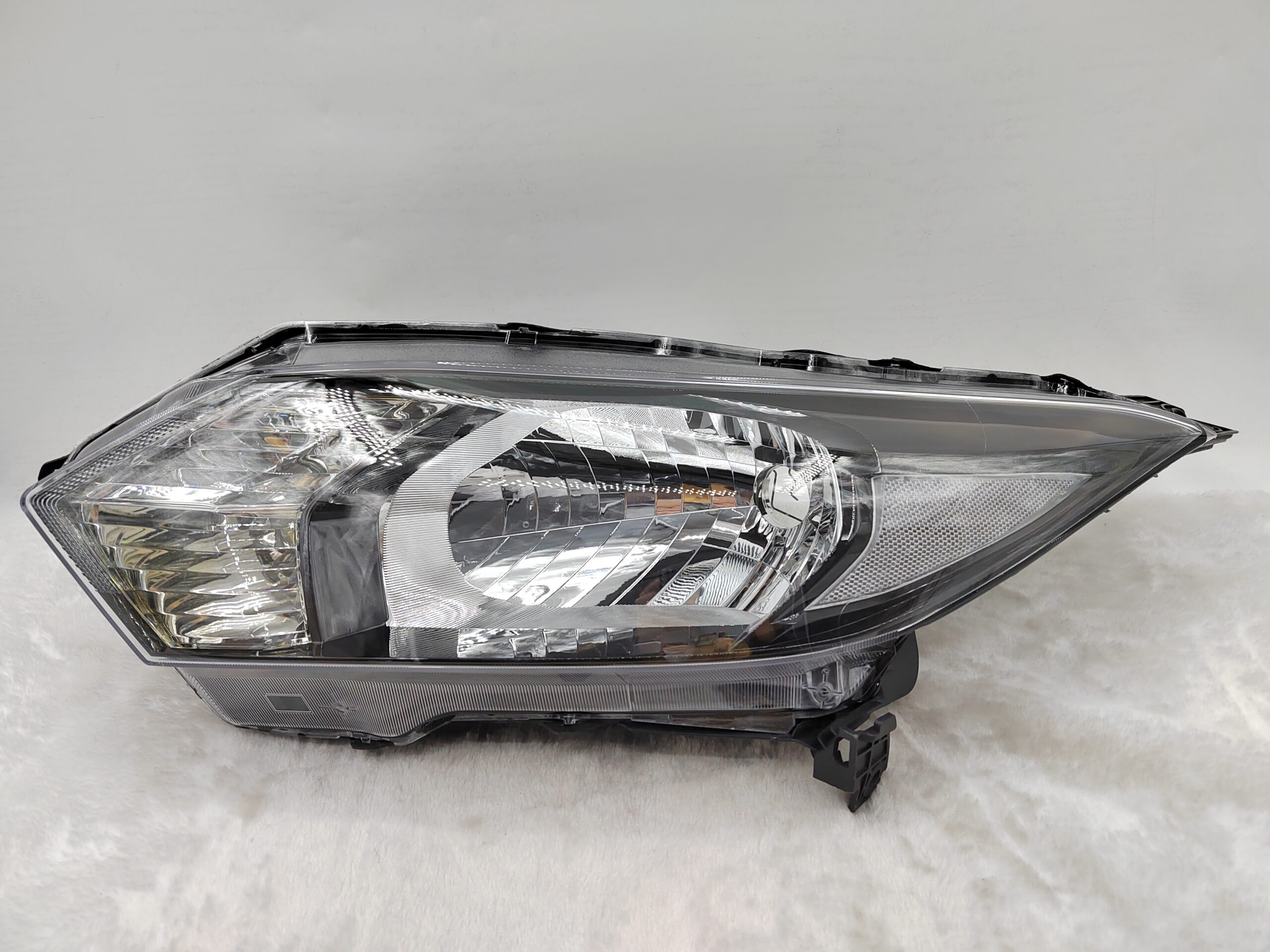 HONDA HR-V 2015-2018 LED L.H.S HEADLIGHT ASSEMBLY