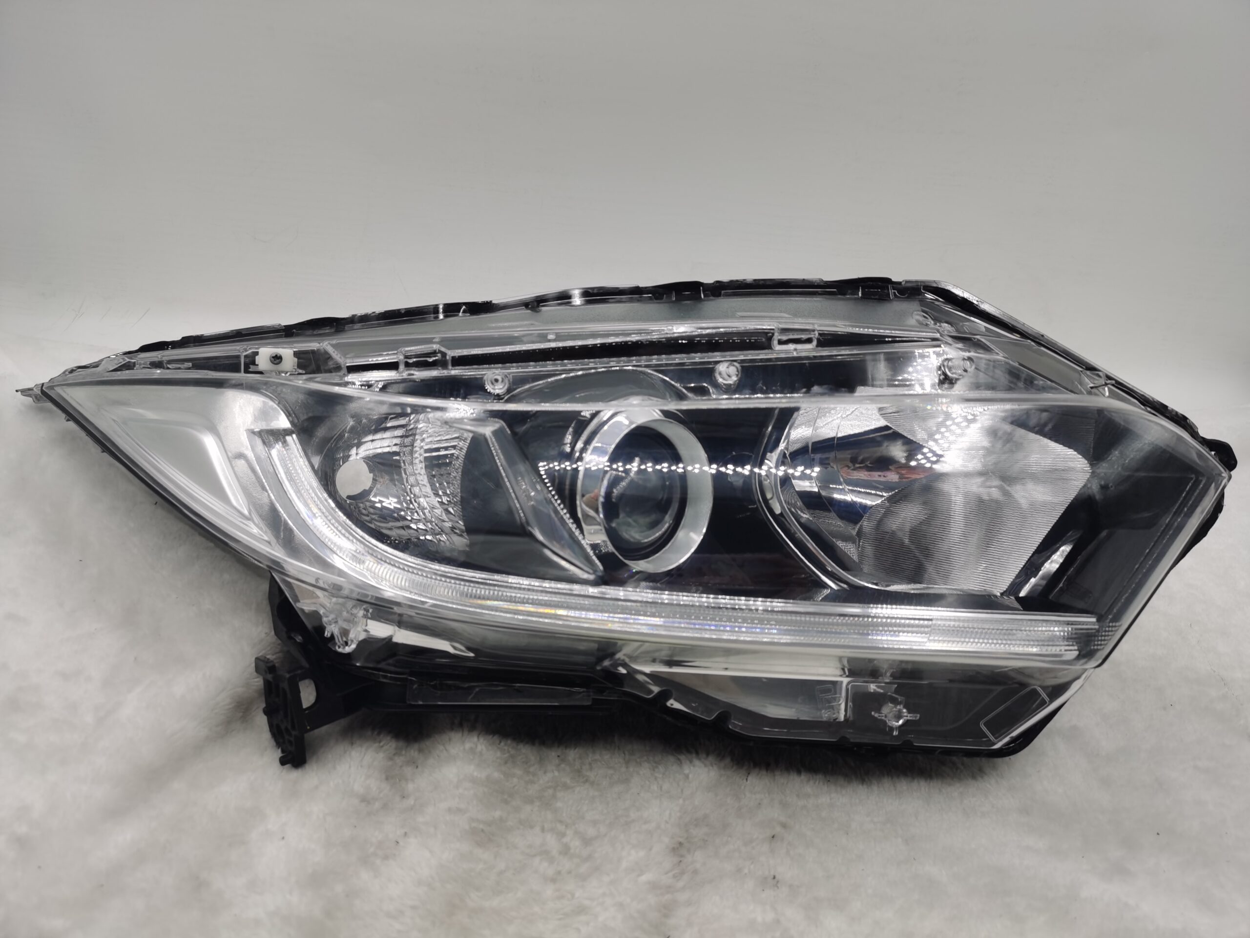 HONDA HR-V 2019-2021 HALOGEN R.H.S HEADLIGHT ASSEMBLY