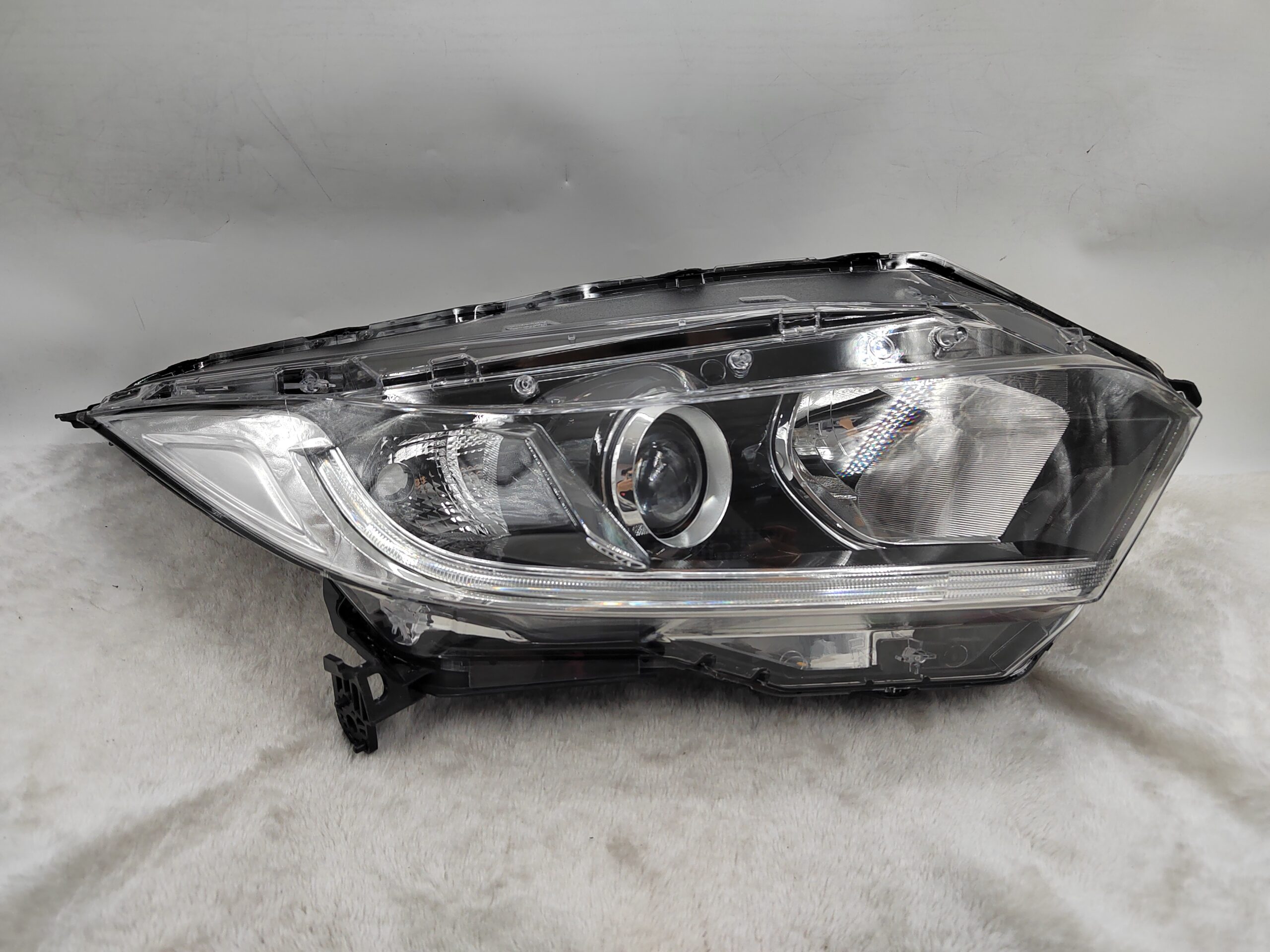 HONDA HR-V 2019-2021 HALOGEN R.H.S HEADLIGHT ASSEMBLY