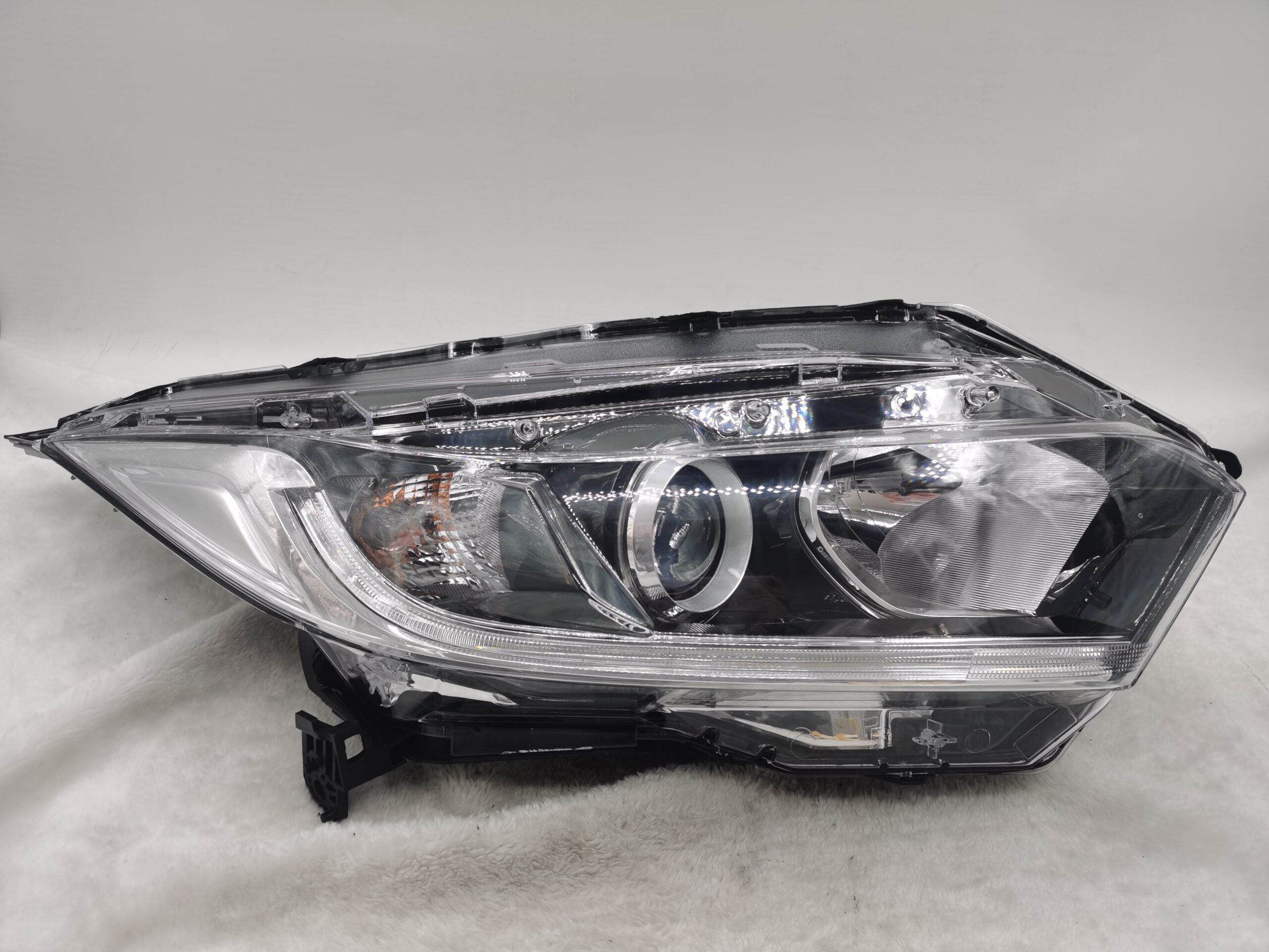 HONDA HR-V 2019-2021 HALOGEN R.H.S HEADLIGHT ASSEMBLY