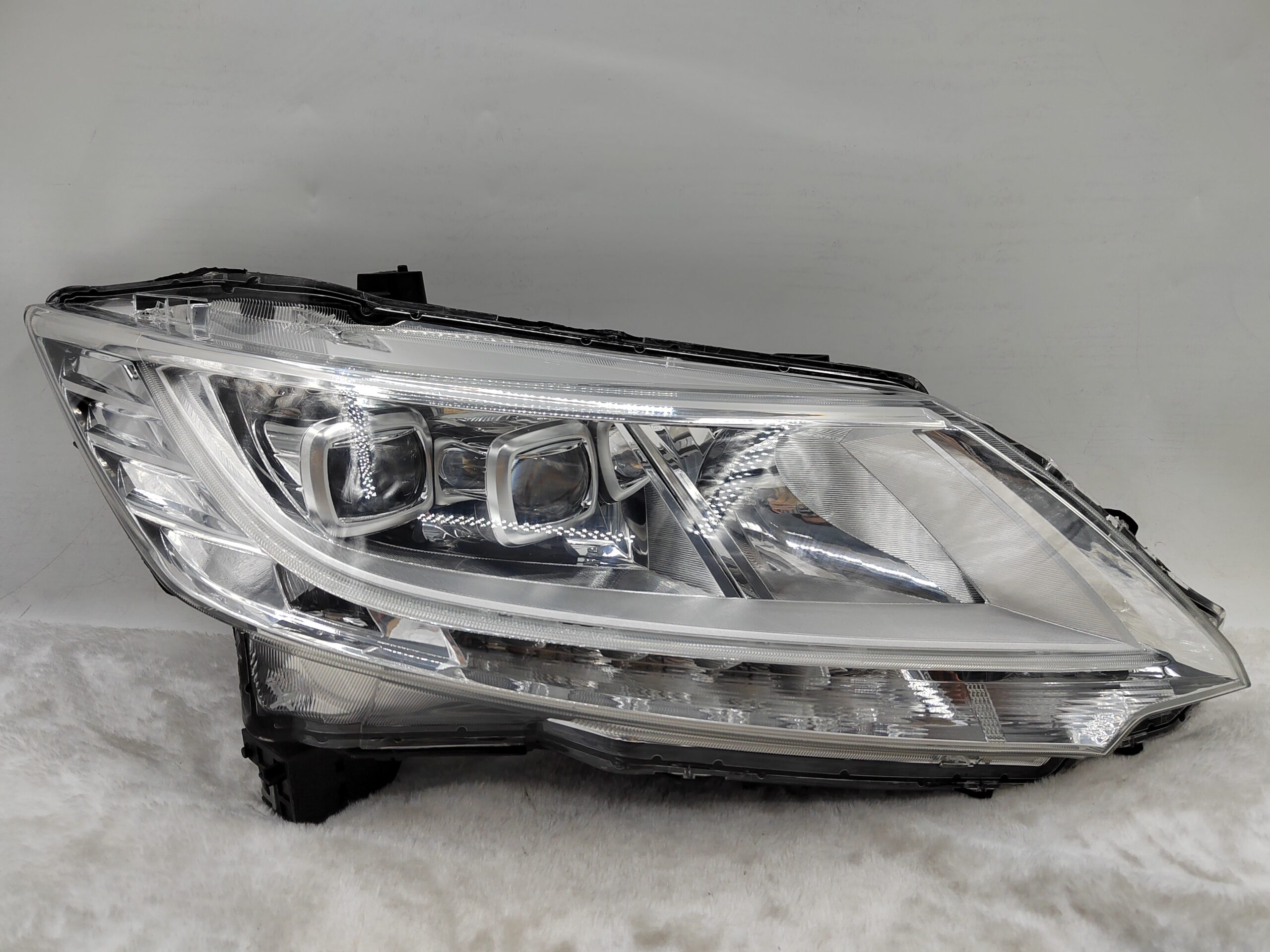 HONDA ODYSSEY DBA-RC1 2015-2017 LED R.H.S HEADLIGHT ASSEMBLY