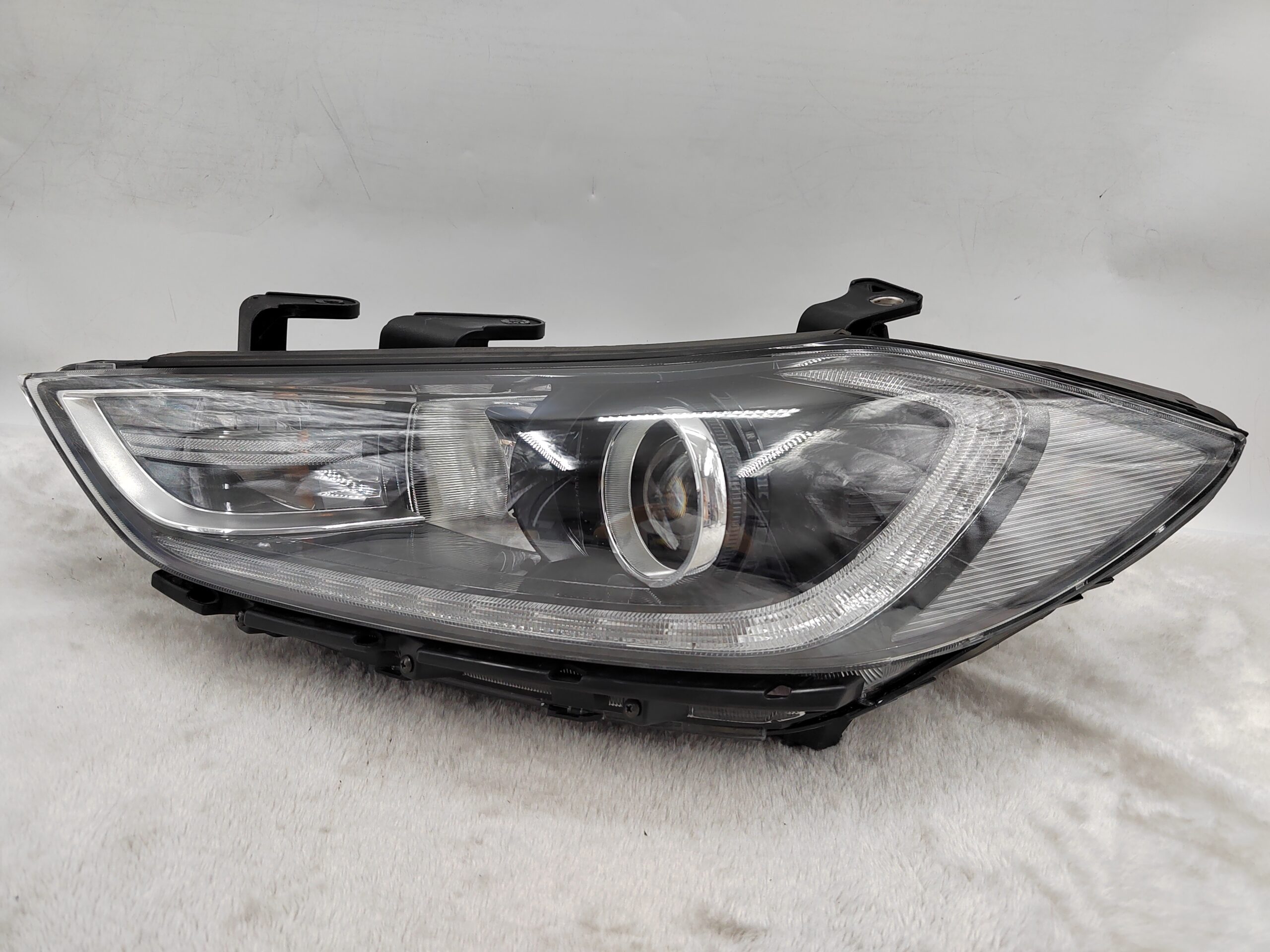 HYUNDAI ELANTRA AD 2017-2018 HALOGEN L.H.S HEADLIGHT ASSEMBLY