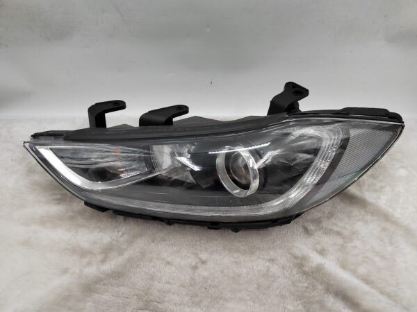 HYUNDAI ELANTRA AD 2017-2018 HALOGEN L.H.S HEADLIGHT ASSEMBLY