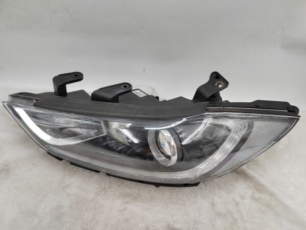 HYUNDAI ELANTRA AD 2017-2018 HALOGEN L.H.S HEADLIGHT ASSEMBLY