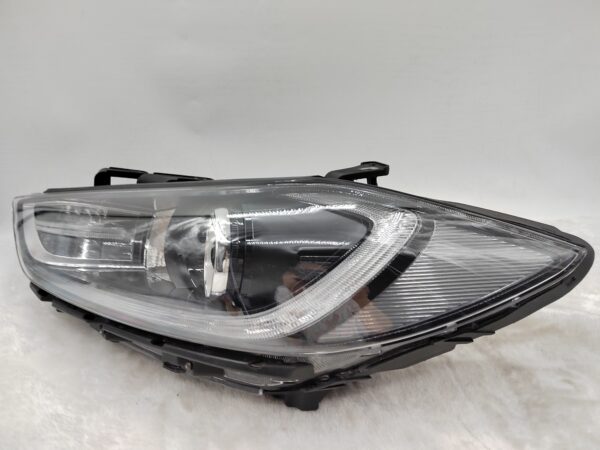 HYUNDAI ELANTRA AD 2017-2018 HALOGEN L.H.S HEADLIGHT ASSEMBLY