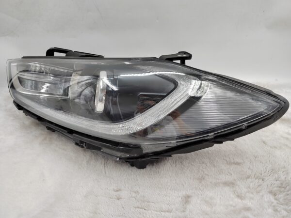 HYUNDAI ELANTRA AD 2017-2018 HALOGEN L.H.S HEADLIGHT ASSEMBLY