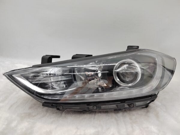 HYUNDAI ELANTRA AD 2017-2018 HALOGEN L.H.S HEADLIGHT ASSEMBLY