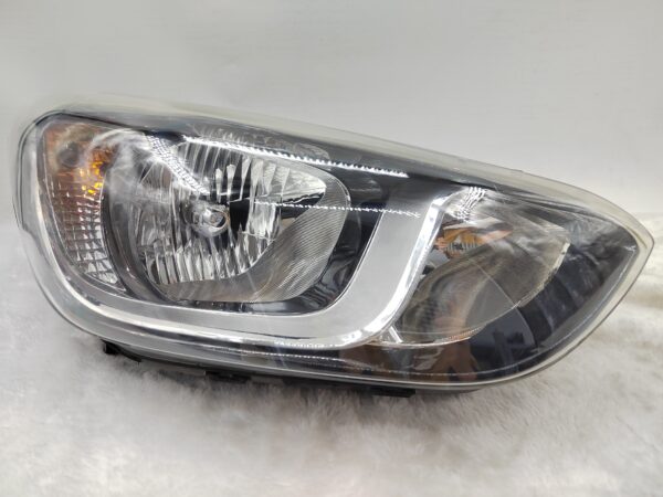 HYUNDAI I20 2012-2014 HALOGEN R.H.S HEADLIGHT ASSEMBLY