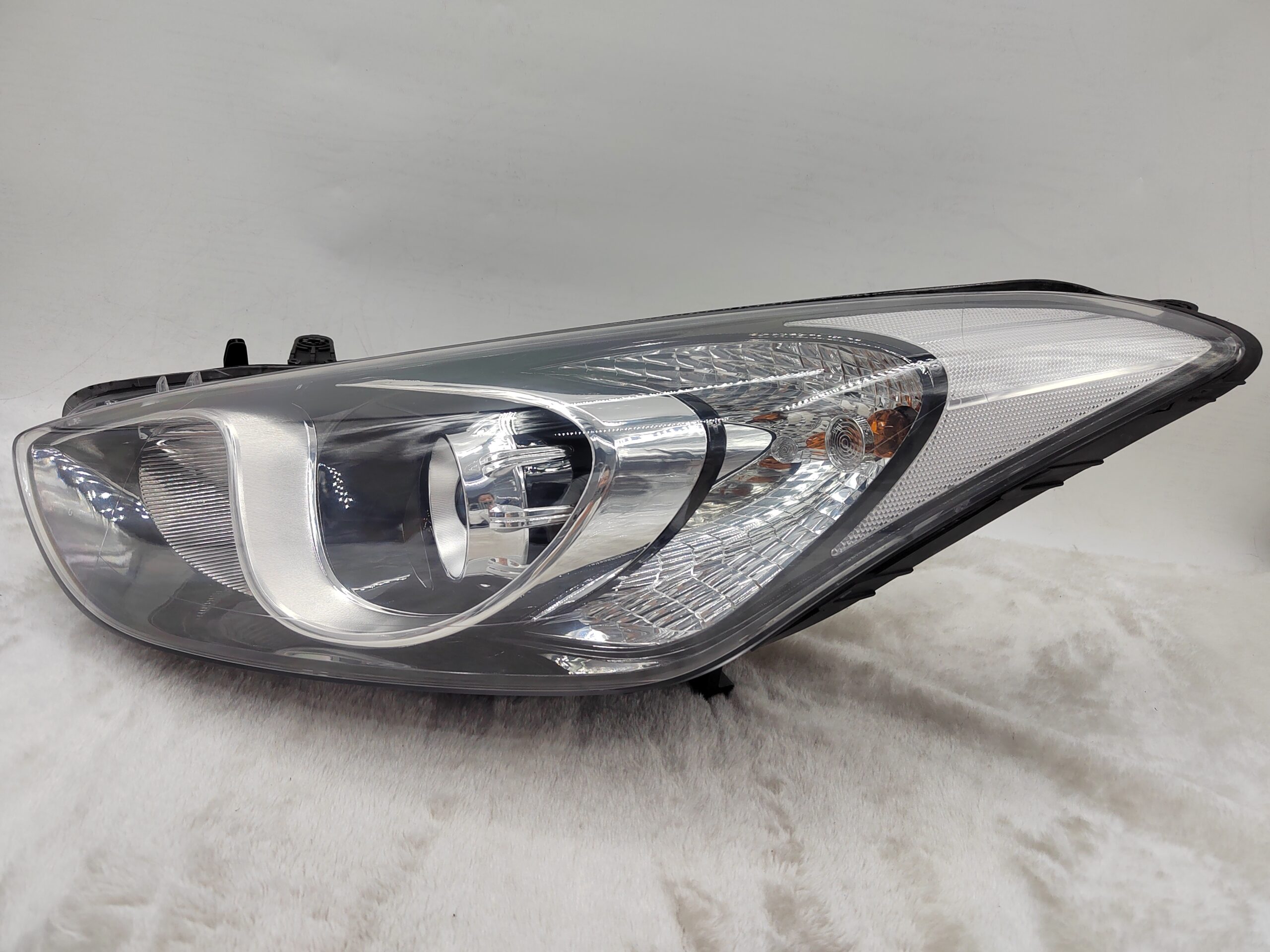 HYUNDAI I30 GD 2012-2016 HALOGEN L.H.S HEADLIGHT ASSEMBLY