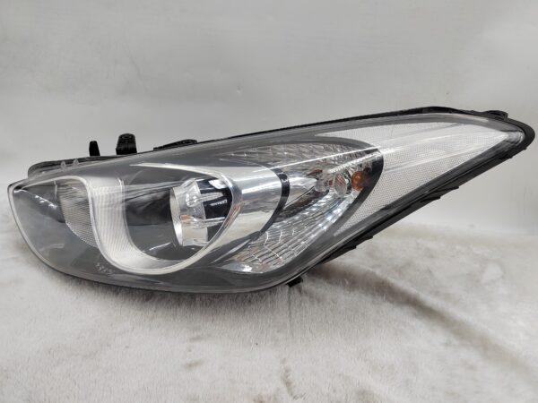 HYUNDAI I30 GD 2012-2016 HALOGEN L.H.S HEADLIGHT ASSEMBLY