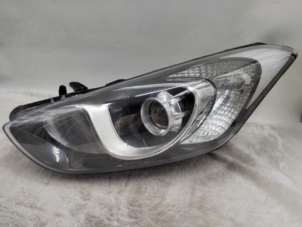 HYUNDAI I30 GD 2012-2016 HALOGEN L.H.S HEADLIGHT ASSEMBLY