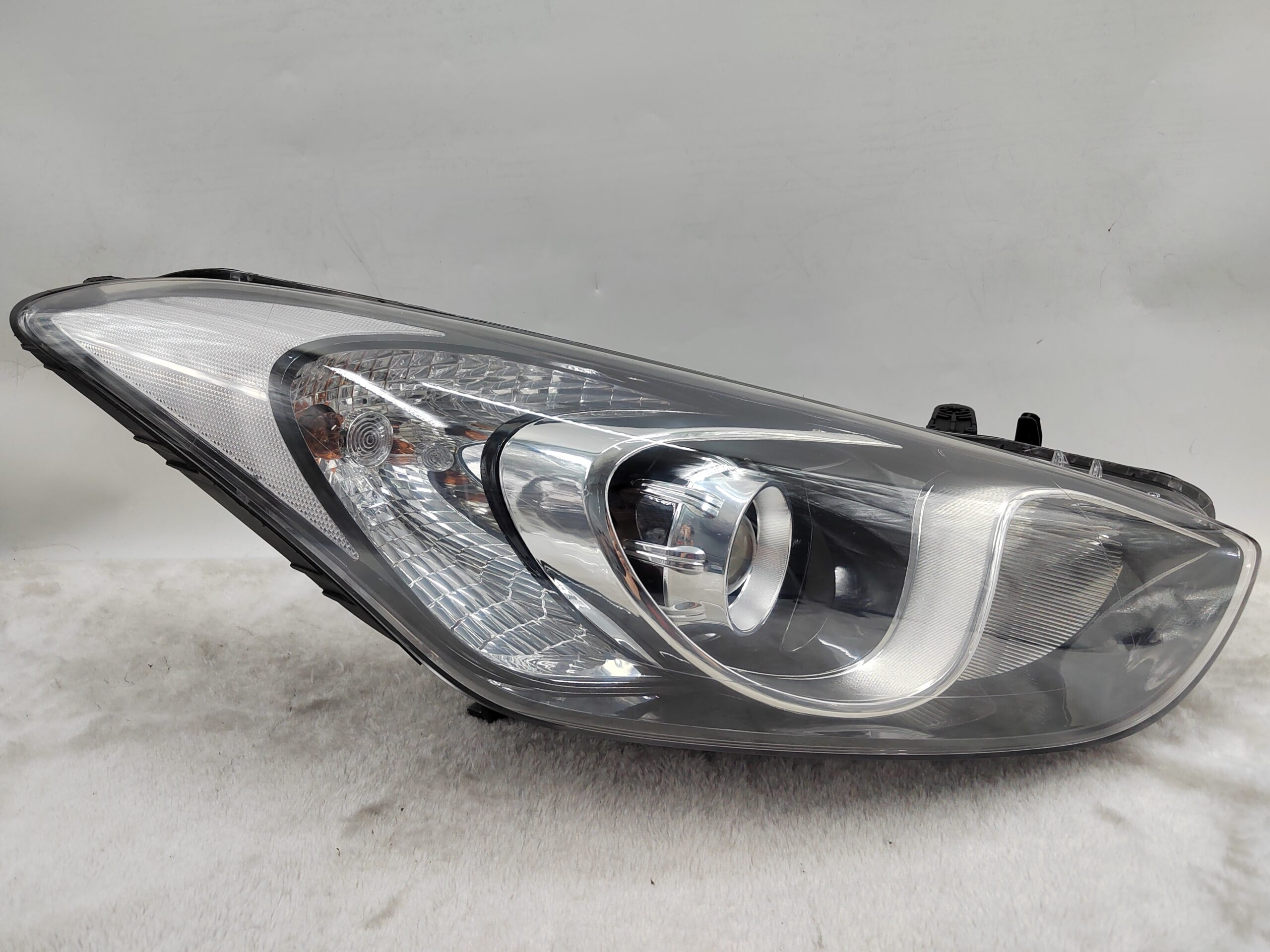 HYUNDAI I30 GD 2012-2016 HALOGEN R.H.S HEADLIGHT ASSEMBLY