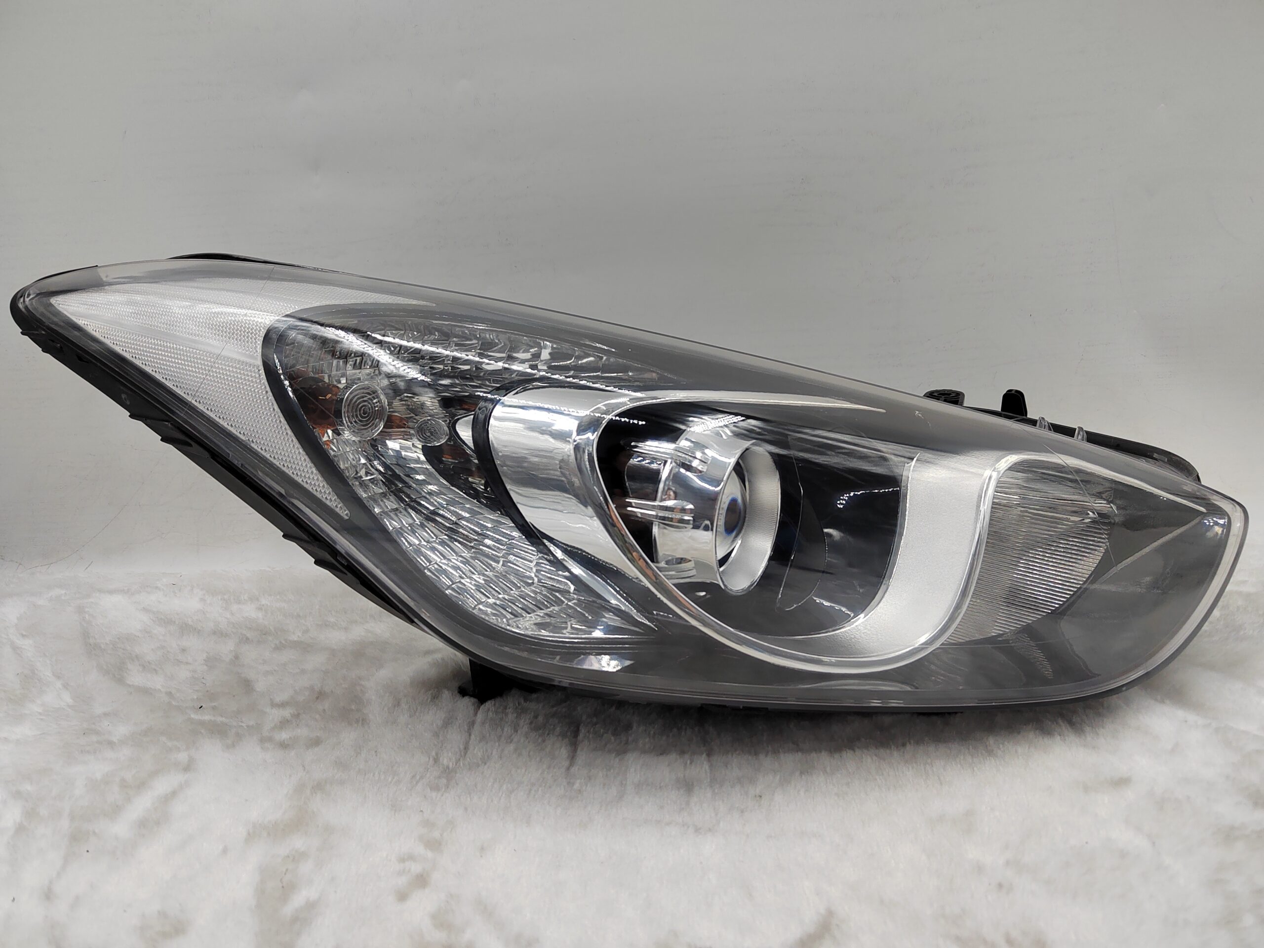 HYUNDAI I30 GD 2012-2016 HALOGEN R.H.S HEADLIGHT ASSEMBLY