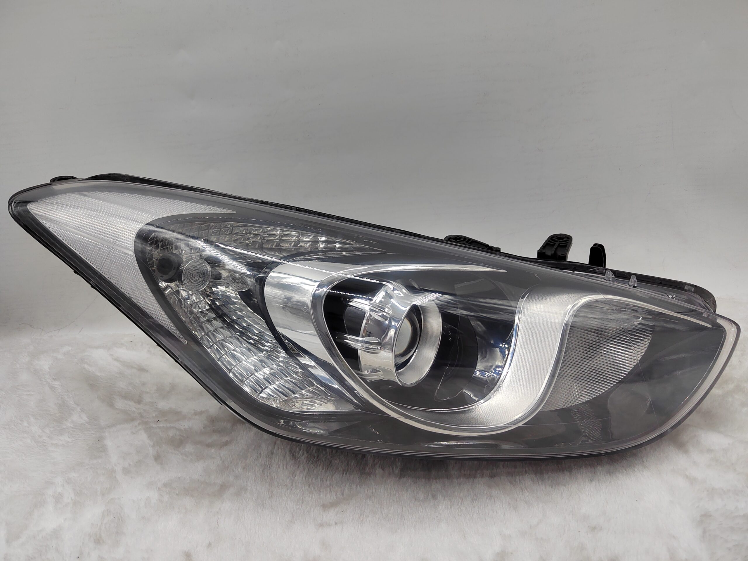 HYUNDAI I30 GD 2012-2016 HALOGEN R.H.S HEADLIGHT ASSEMBLY