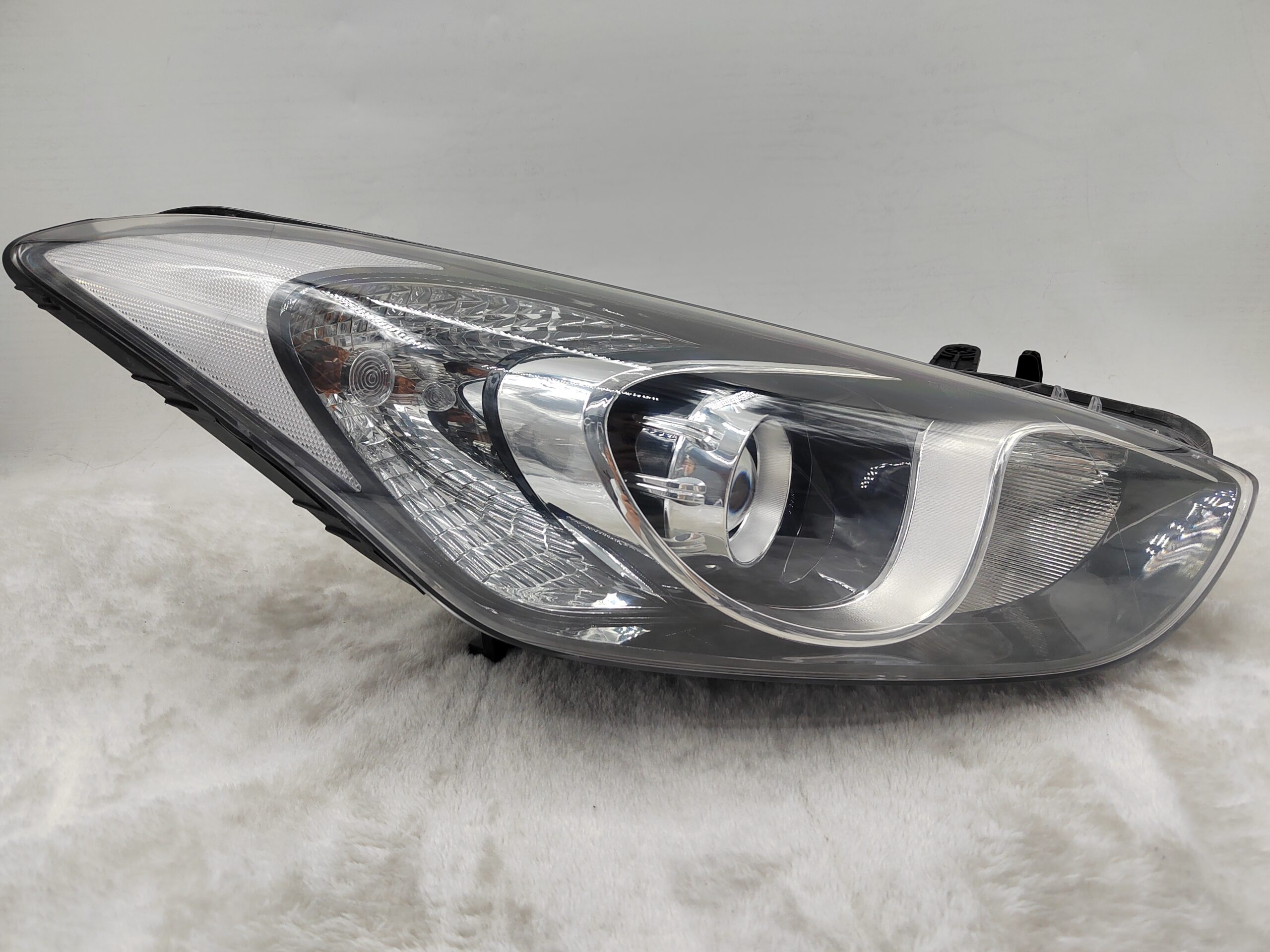 HYUNDAI I30 GD 2012-2016 HALOGEN R.H.S HEADLIGHT ASSEMBLY