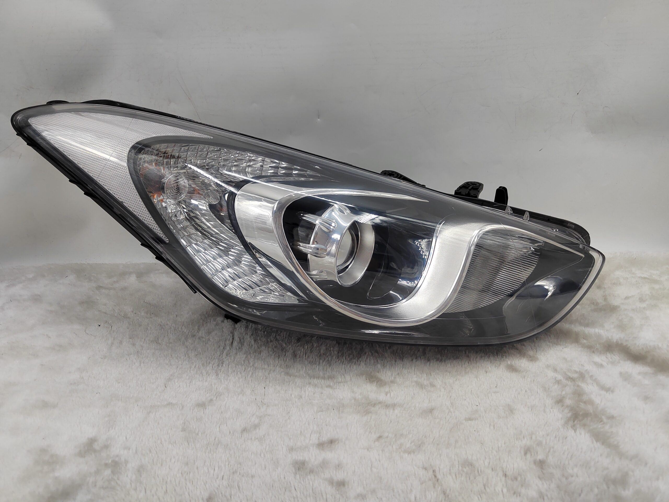 HYUNDAI I30 GD 2012-2016 HALOGEN R.H.S HEADLIGHT ASSEMBLY