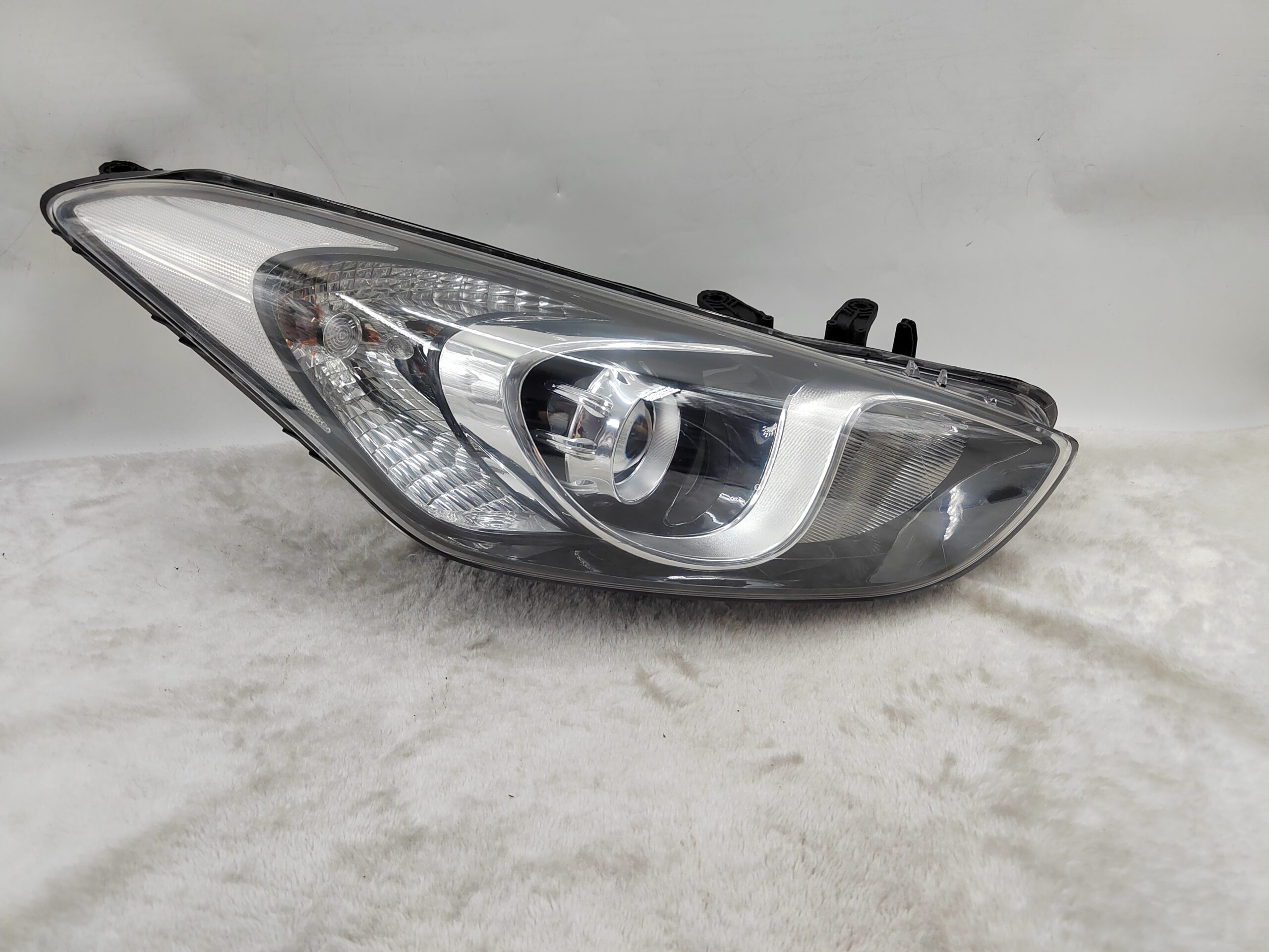 HYUNDAI I30 GD 2012-2016 HALOGEN R.H.S HEADLIGHT ASSEMBLY