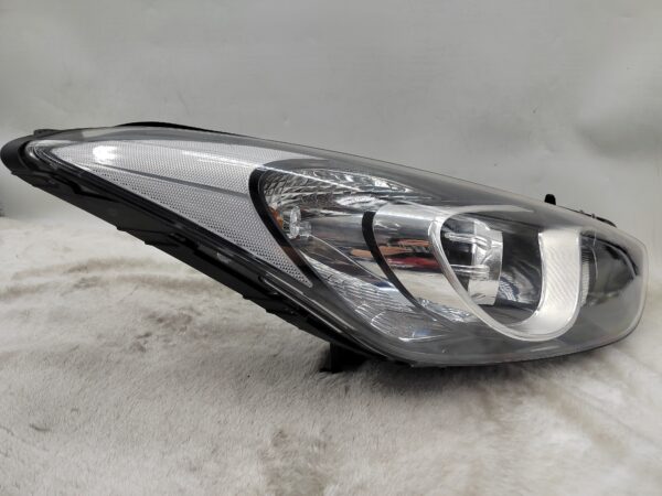 HYUNDAI I30 GD 2012-2016 HALOGEN R.H.S HEADLIGHT ASSEMBLY