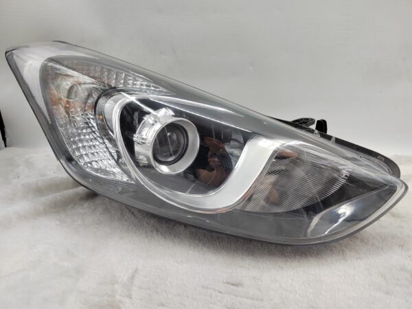 HYUNDAI I30 GD 2012-2016 HALOGEN R.H.S HEADLIGHT ASSEMBLY