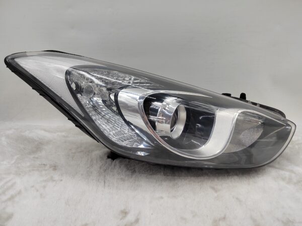 HYUNDAI I30 GD 2012-2016 XENON R.H.S HEADLIGHT ASSEMBLY