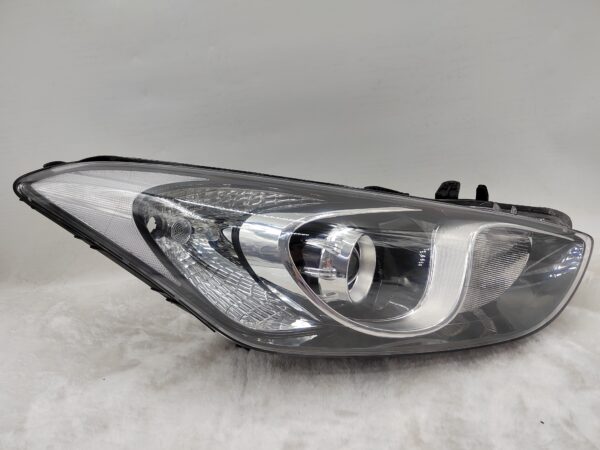 HYUNDAI I30 GD 2012-2016 XENON R.H.S HEADLIGHT ASSEMBLY