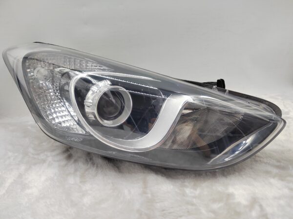 HYUNDAI I30 GD 2012-2016 XENON R.H.S HEADLIGHT ASSEMBLY