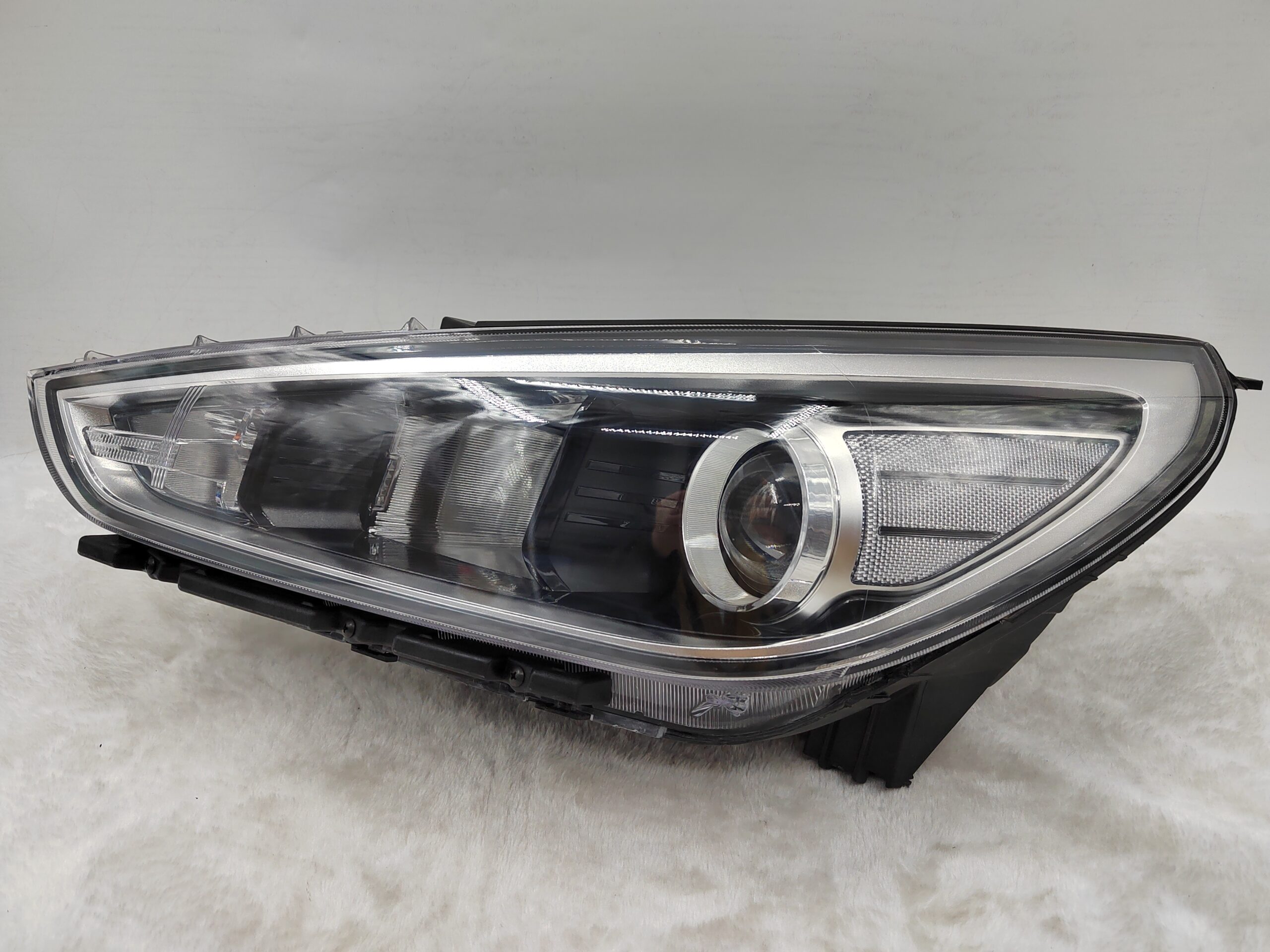 HYUNDAI I30 GO 2017-2019 HALOGEN L.H.S HEADLIGHT ASSEMBLY