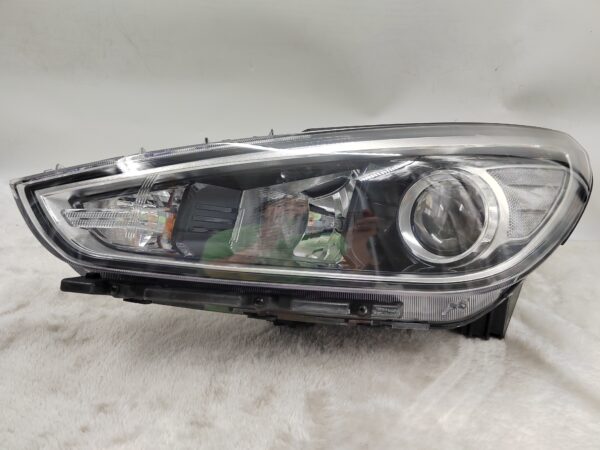 HYUNDAI I30 GO 2017-2019 HALOGEN L.H.S HEADLIGHT ASSEMBLY