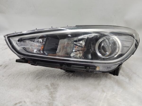 HYUNDAI I30 GO 2017-2019 HALOGEN L.H.S HEADLIGHT ASSEMBLY