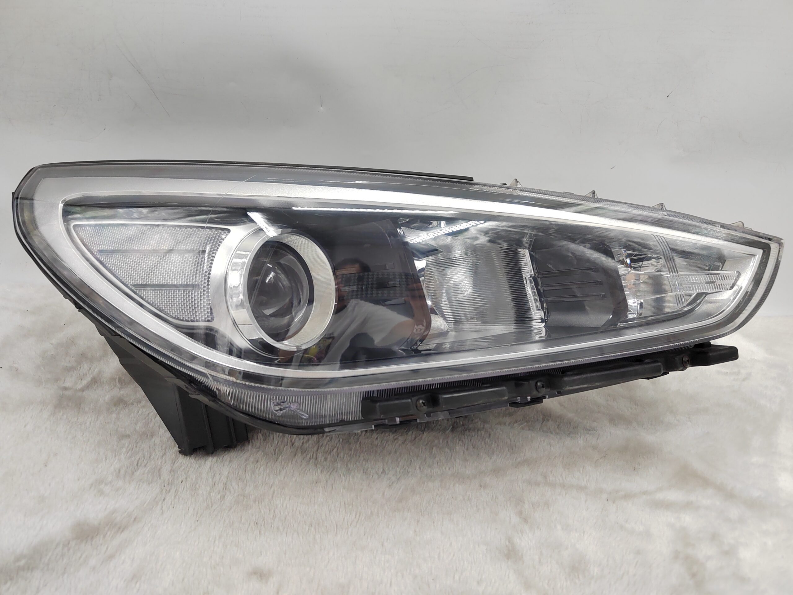 HYUNDAI I30 GO 2017-2019 HALOGEN R.H.S HEADLIGHT ASSEMBLY