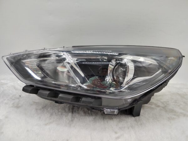 HYUNDAI I30 HATCH 2020-2023 HALOGEN L.H.S HEADLIGHT ASSEMBLY